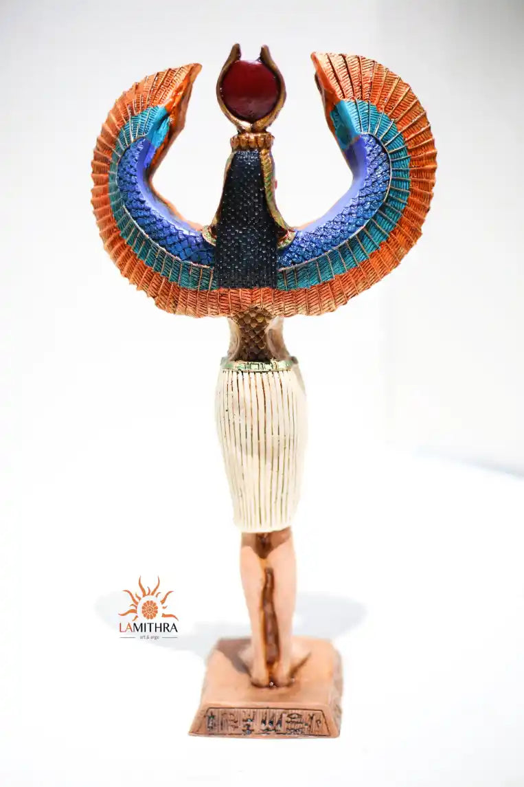 Statue de la déesse Isis