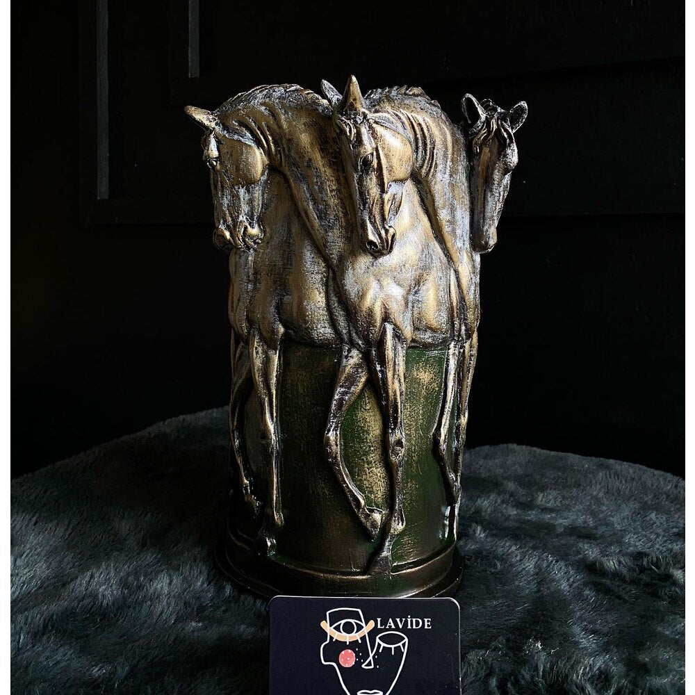 Paardenvaas sculptuur