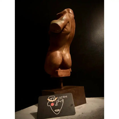 Pedestal Tors Sculpture Görsel 2 ürün fotoğrafı — Lamithra Art