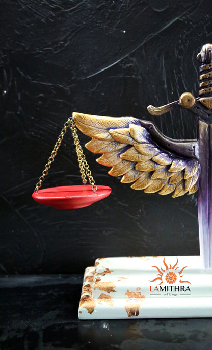 Statue of Justice Görsel 4 ürün fotoğrafı — Lamithra Art