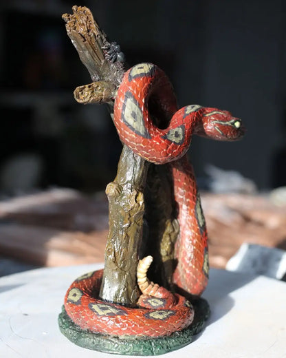 Red Snake Statue Görsel 3 ürün fotoğrafı — Lamithra Art
