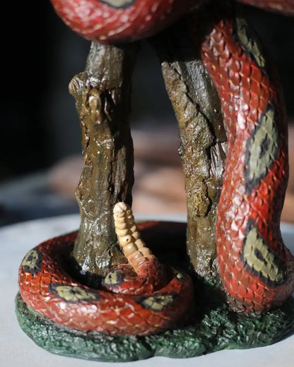 Red Snake Statue Görsel 7 ürün fotoğrafı — Lamithra Art