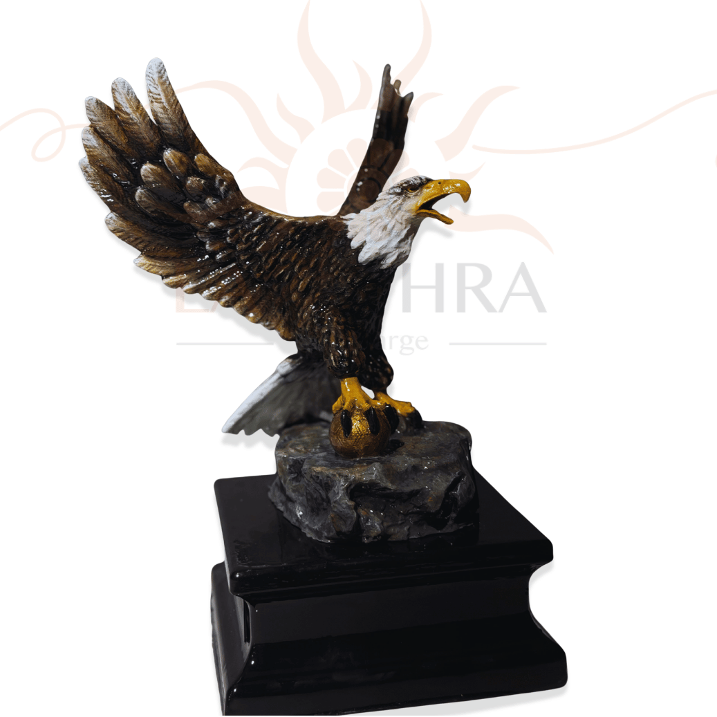 Beşiktaş Kartal Heykeli | Kişiye Özel İsimli Dekoratif Heykel - Lamithra Art - Lamithra Art & Ar-Ge