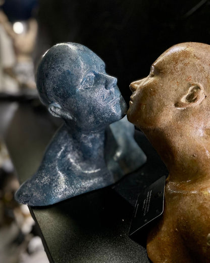 Lovers Statue Görsel 3 ürün fotoğrafı — Lamithra Art